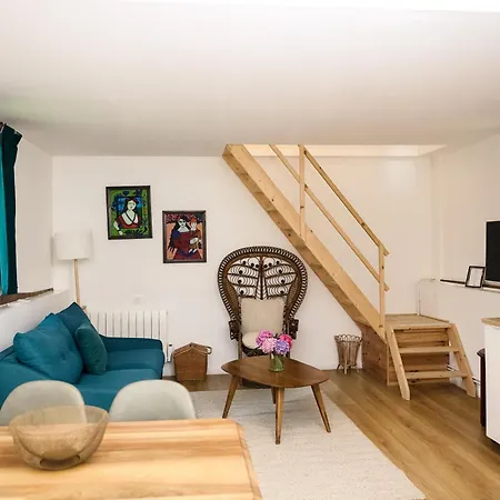 Domaine Du Chesney Holiday home Pressagny l'Orgueilleux